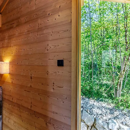 Cozy With Terrace Peaceful Nature Views * Bluffy